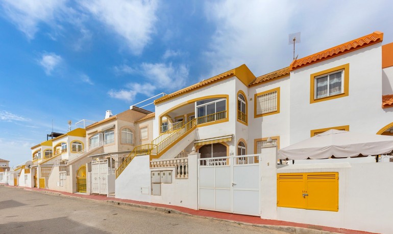 Sale - Apartment / Flat -
Torrevieja