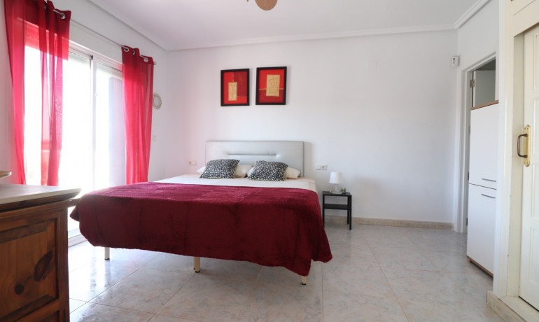 Sale - Villa -
Cuidad Quesada* - La Marquesa