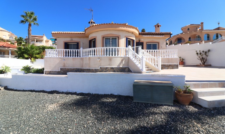 Sale - Villa -
Cuidad Quesada* - La Marquesa