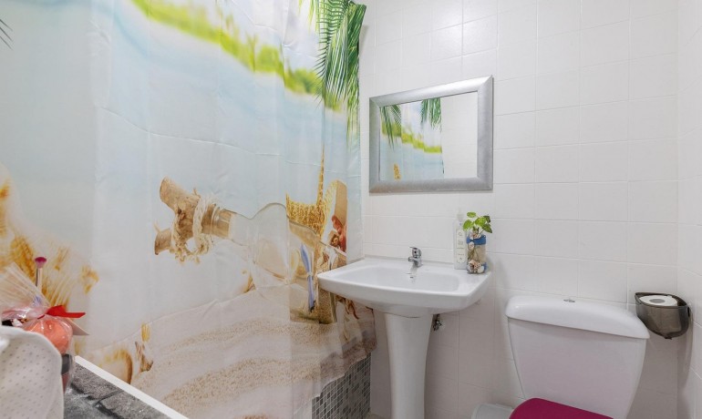 Revente - Appartement / Flat -
Torrevieja - Torretas