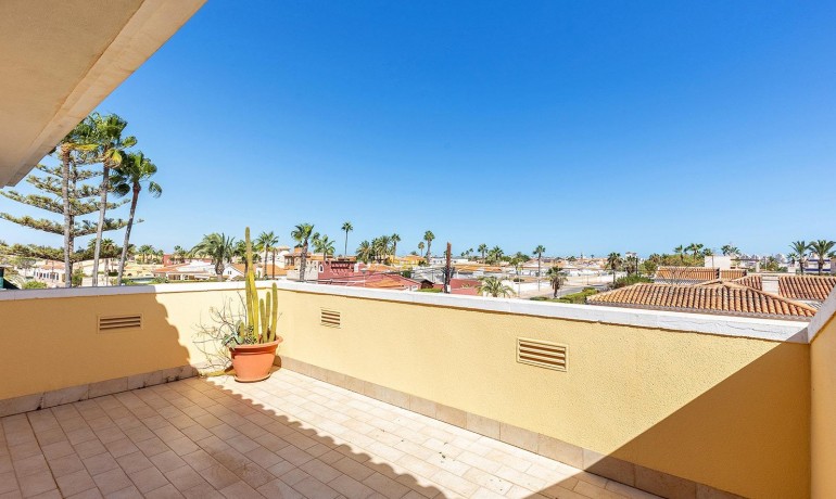 Herverkoop - Villa -
Torrevieja* - Torreta Florida*