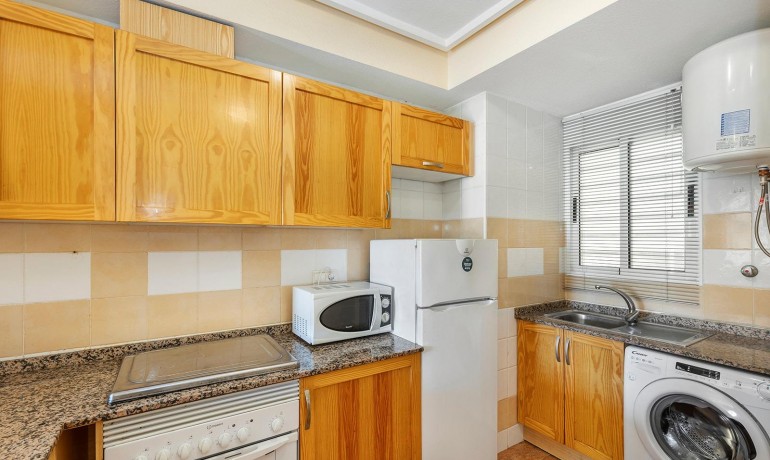 Sale - Apartment / Flat -
Torrevieja* - Playa de los Locos*