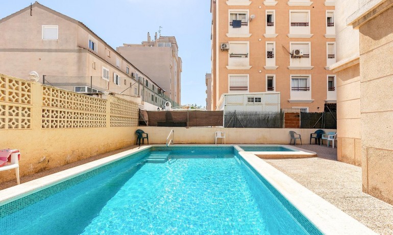 Herverkoop - Appartement / Flat -
Torrevieja* - Calas Blanca*