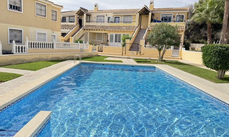 Revente - Appartement / Flat -
Orihuela Costa* - Villamartin*