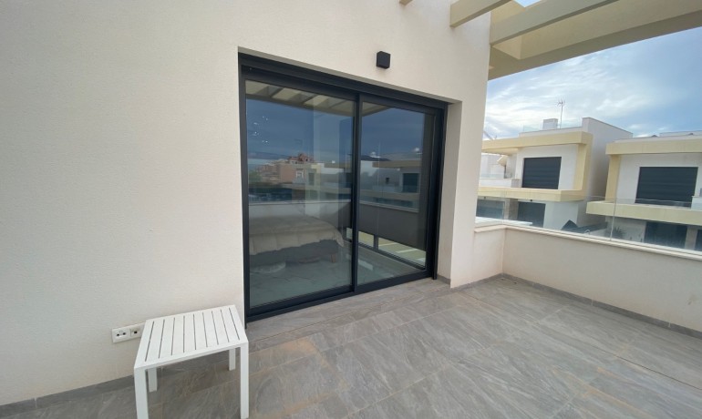 Venta - Villa -
