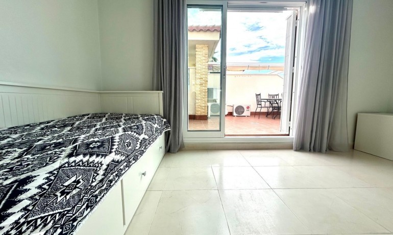 Revente - Penthouse -
Orihuela Costa* - La Zenia