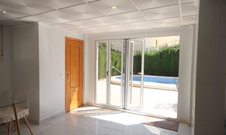 Sale - Villa -
Orihuela Costa* - La Zenia*