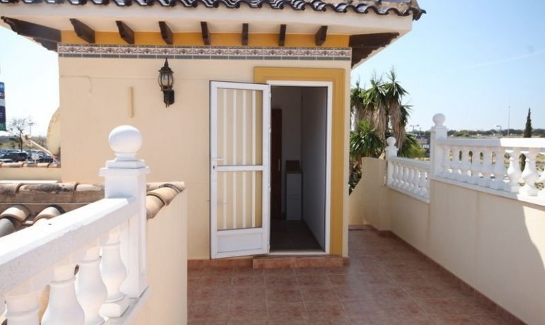 Sale - Villa -
Orihuela Costa* - La Zenia*