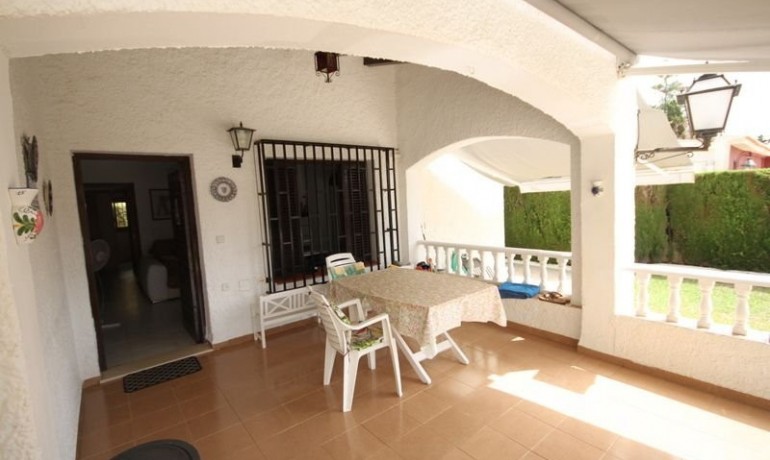 Venta - Villa -
