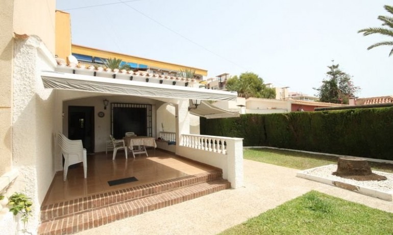 Venta - Villa -
