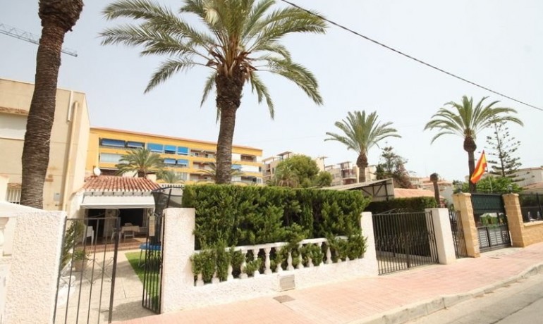 Venta - Villa -
