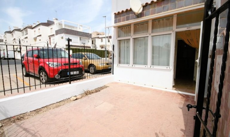 Revente - Appartement / Flat -
Orihuela Costa - Punta Prima