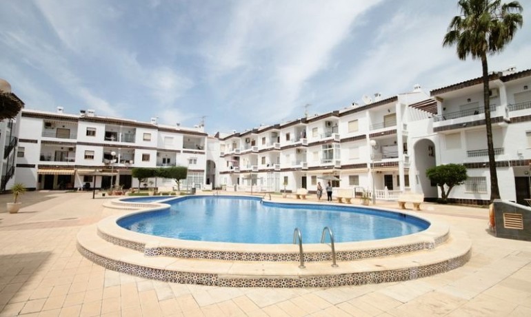 Sale - Apartment / Flat -
Orihuela Costa - Punta Prima