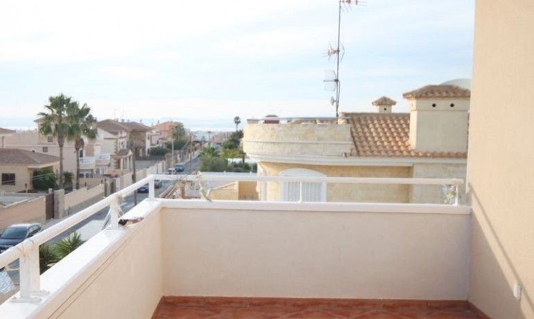 Venta - Villa -
Torrevieja - Aguas Nuevas