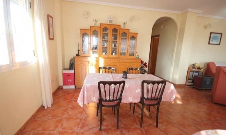 Venta - Villa -
Torrevieja - Aguas Nuevas