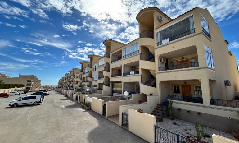 Sale - Apartment / Flat -
Orihuela Costa - Punta Prima