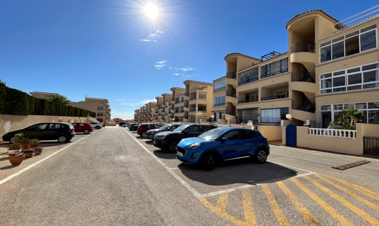 Sale - Apartment / Flat -
Orihuela Costa - Punta Prima