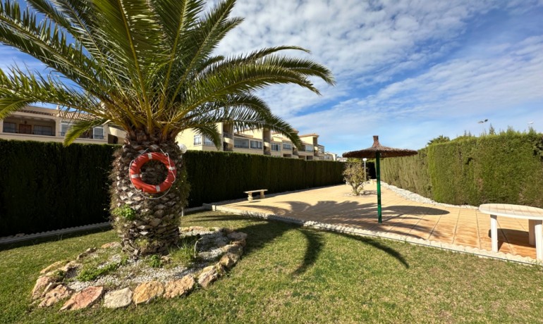 Sale - Apartment / Flat -
Orihuela Costa - Punta Prima