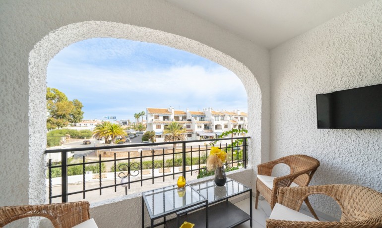 Sale - Apartment / Flat -
Orihuela Costa* - Playa Flamenca*