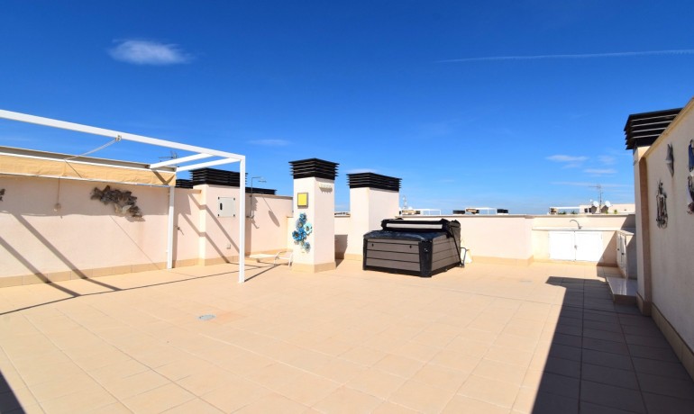 Revente - Appartement / Flat -
Orihuela Costa* - Villamartin