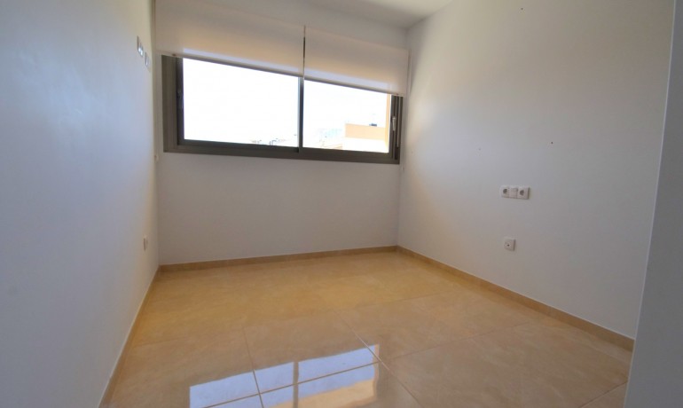 Revente - Appartement / Flat -
Orihuela Costa* - Villamartin