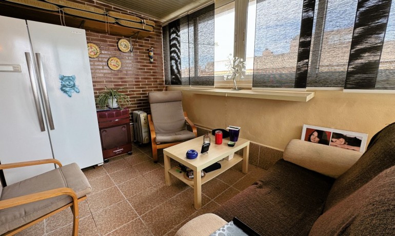 Revente - Appartement / Flat -
Torrevieja*