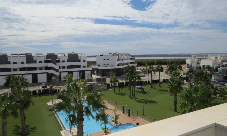 Sale - Apartment / Flat -
Guardamar del Segura* - El Raso*