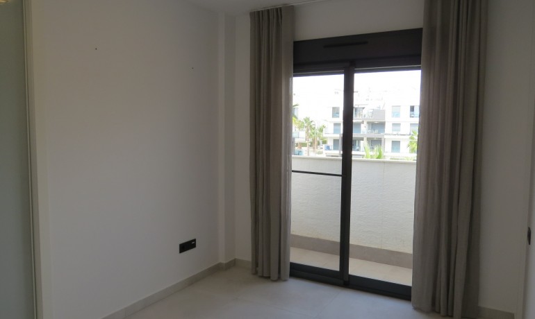 Sale - Apartment / Flat -
Guardamar del Segura* - El Raso*