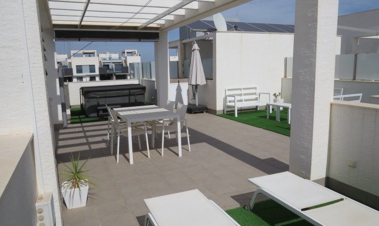 Sale - Apartment / Flat -
Guardamar del Segura* - El Raso*