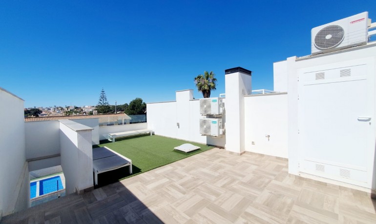 Revente - Maison -
Orihuela Costa* - Villamartín