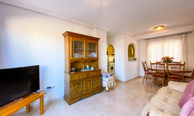 Sale - Apartment / Flat -
Torrevieja - Centro