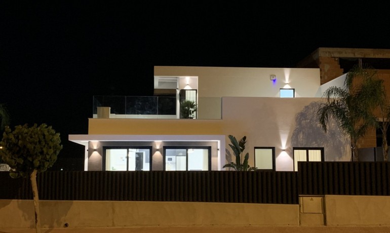 Nieuwbouw - Villa -
Alicante* - Pueblo