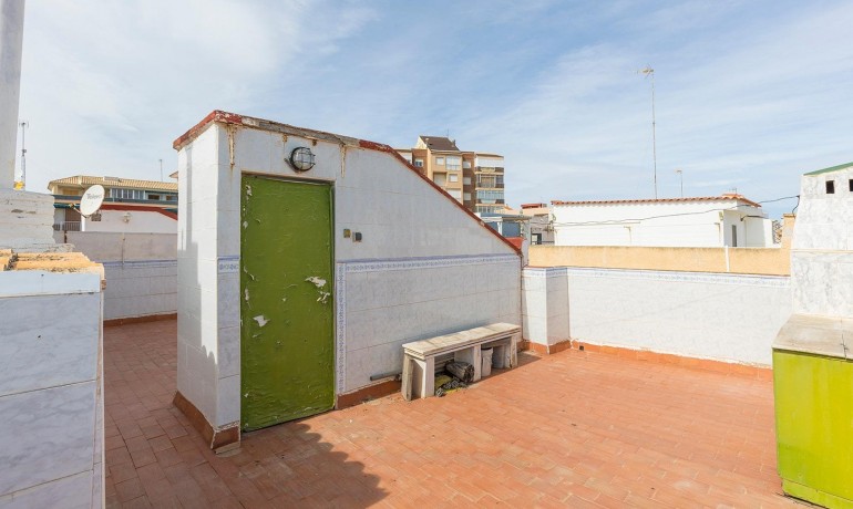 Herverkoop - Appartement / Flat -
Torrevieja* - La Mata*