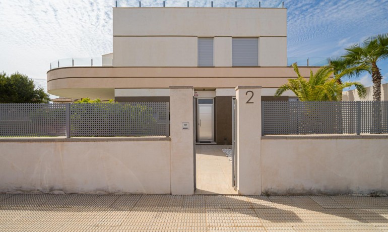 Sale - Villa -
Orihuela Costa* - Lomas de Cabo Roig*