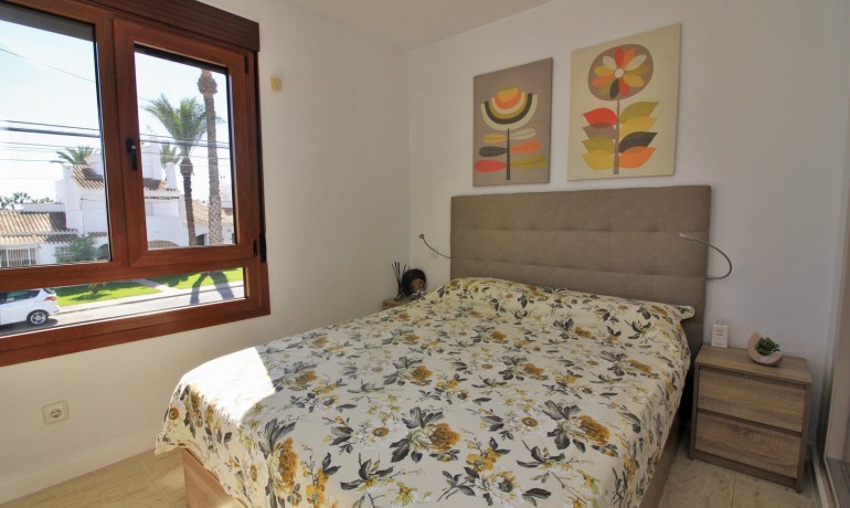 Revente - Appartement / Flat -
Orihuela Costa* - Villamartin*