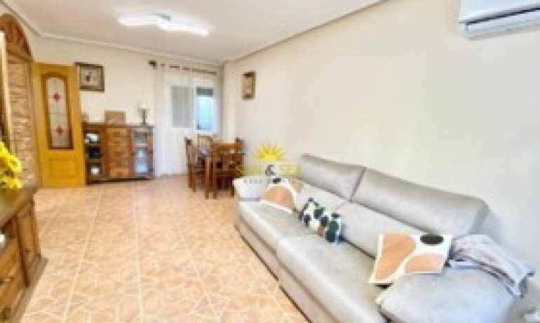 Sale - House -
La Marina* - Catral*