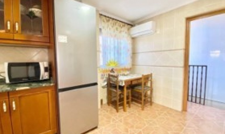 Sale - House -
La Marina* - Catral*