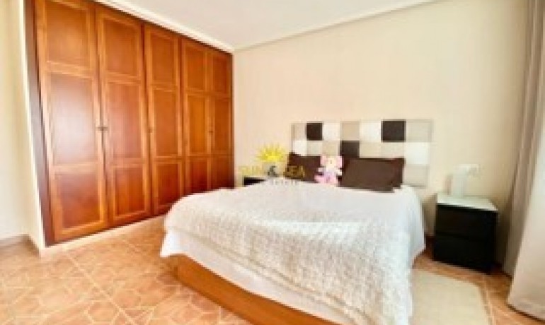 Sale - House -
La Marina* - Catral*