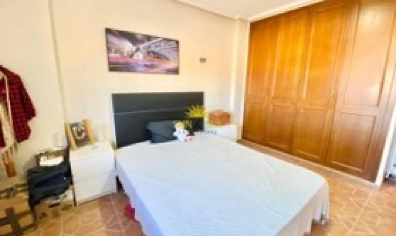 Sale - House -
La Marina* - Catral*