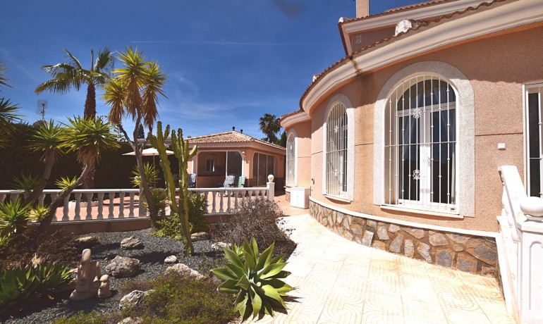 Sale - Villa -
Cuidad Quesada* - Pueblo Bravo