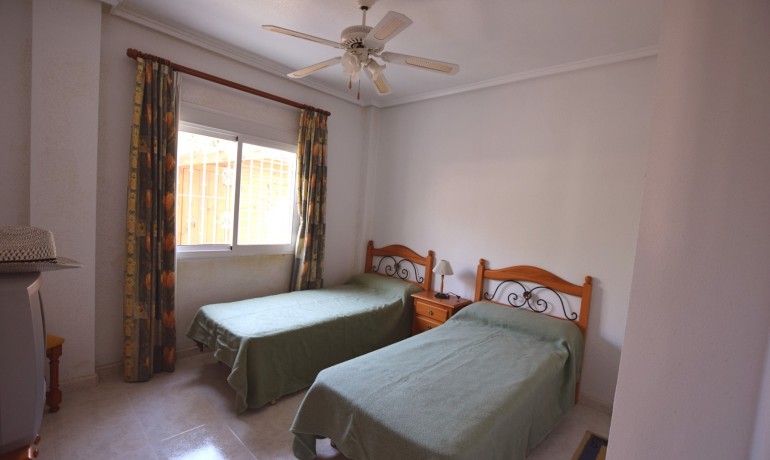 Sale - Villa -
Ciudad Quesada - Pueblo Bravo