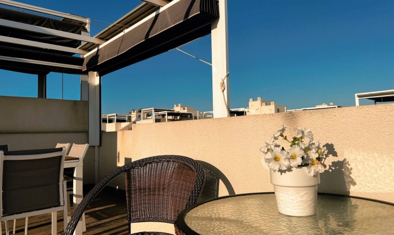 Sale - Apartment / Flat -
Torrevieja - Aguas Nuevas