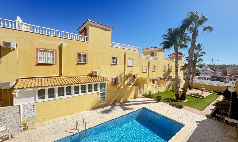 Sale - House -
Orihuela Costa* - Villamartin*