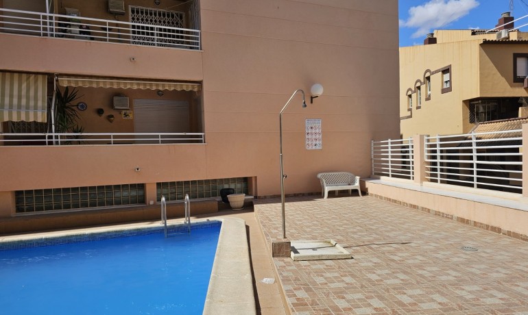 Revente - Appartement / Flat -
Torrevieja* - Playa Del Cura