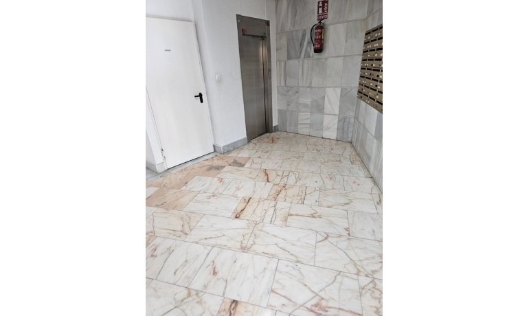 Sale - Apartment / Flat -
Torrevieja* - Playa Del Cura