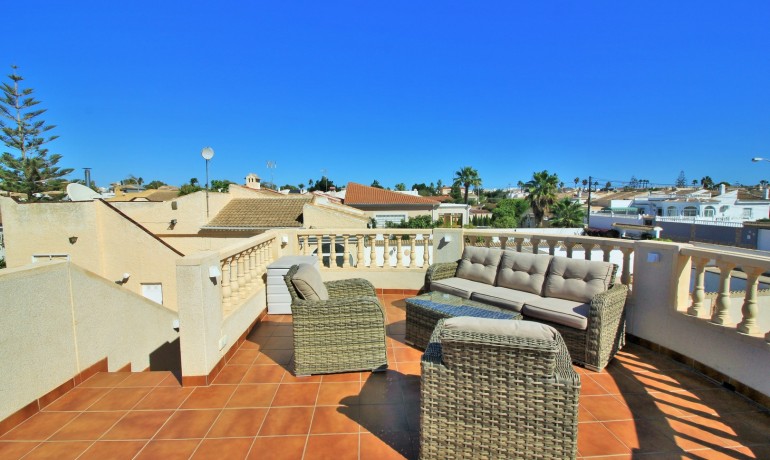 Herverkoop - Villa -
Torrevieja* - La Siesta*