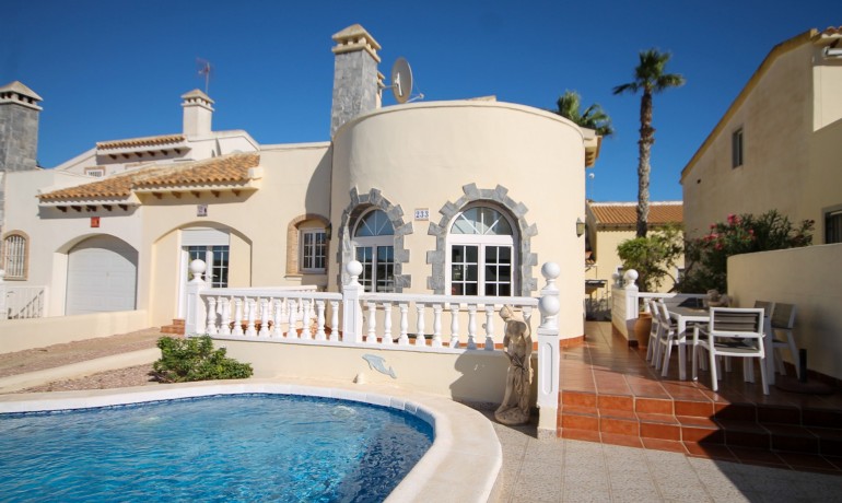 Sale - Villa -
Orihuela Costa* - Orihuela Costa Alicante