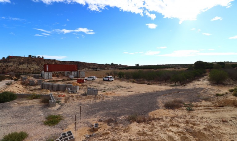 Revente - Plot -
Torremendo - Torremendo - Country