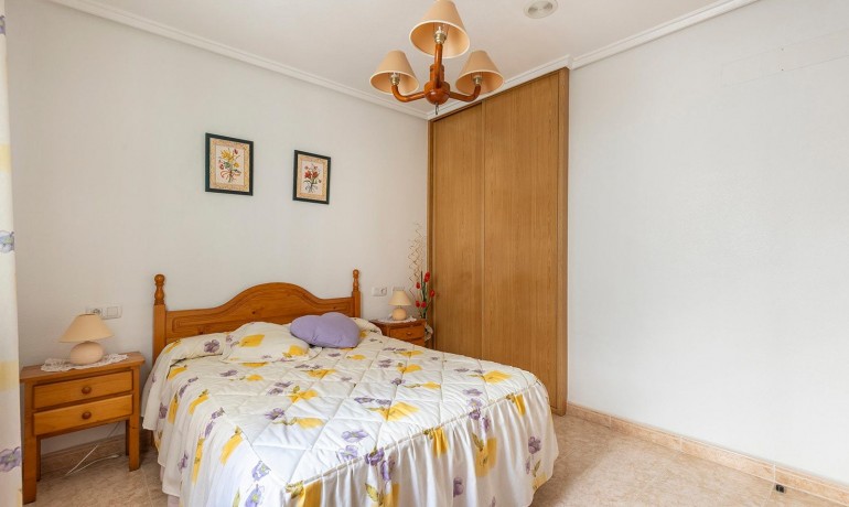 Herverkoop - Penthouse -
Torrevieja* - Playa del cura