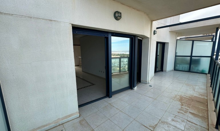 Herverkoop - Penthouse -
Torrevieja* - La Veleta